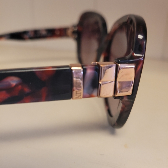 Authentic Balmain Sunglasses - Picture 5 of 8